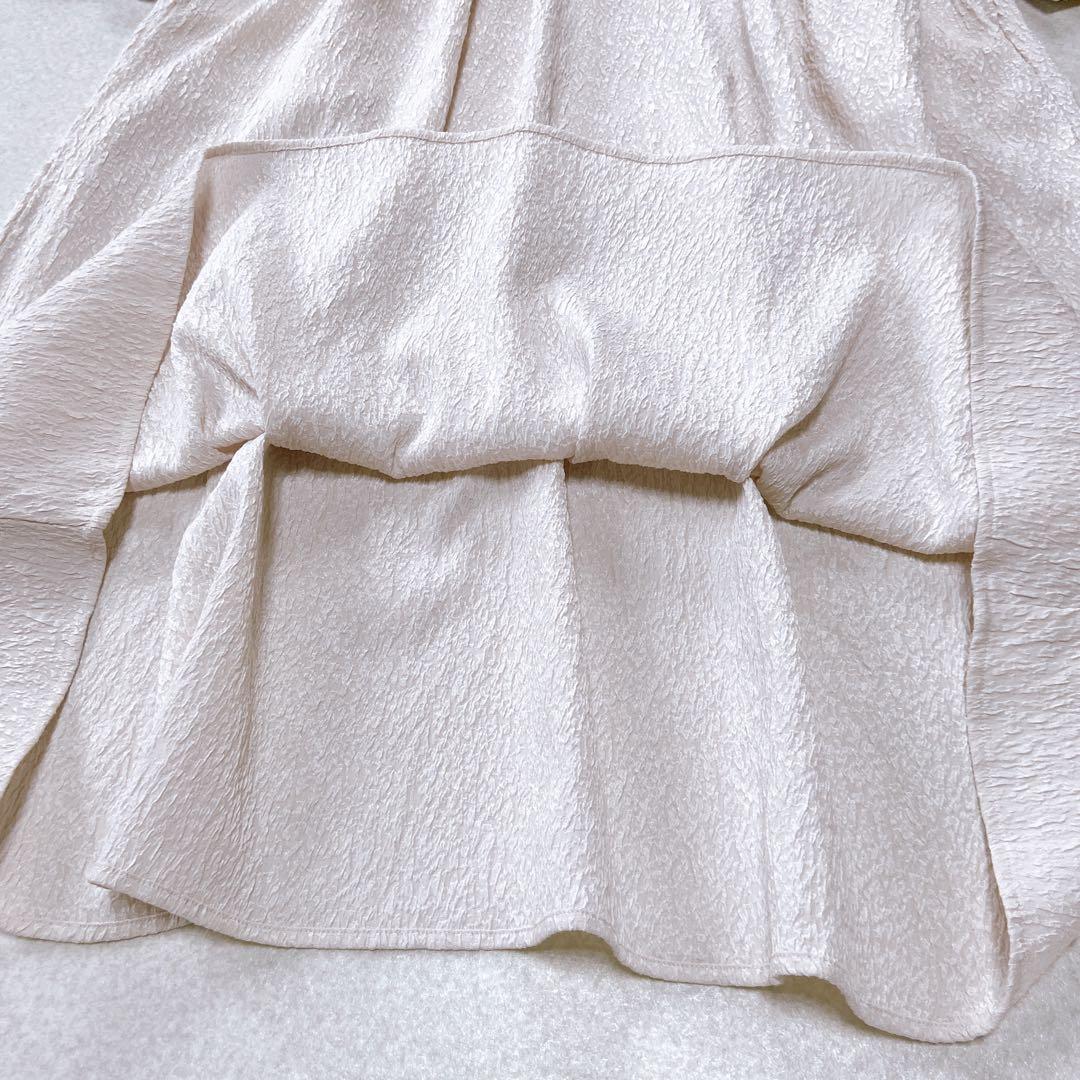 新品タグ付き　24年現行ビアズリー　ジャガードロングワンピース アイボリー