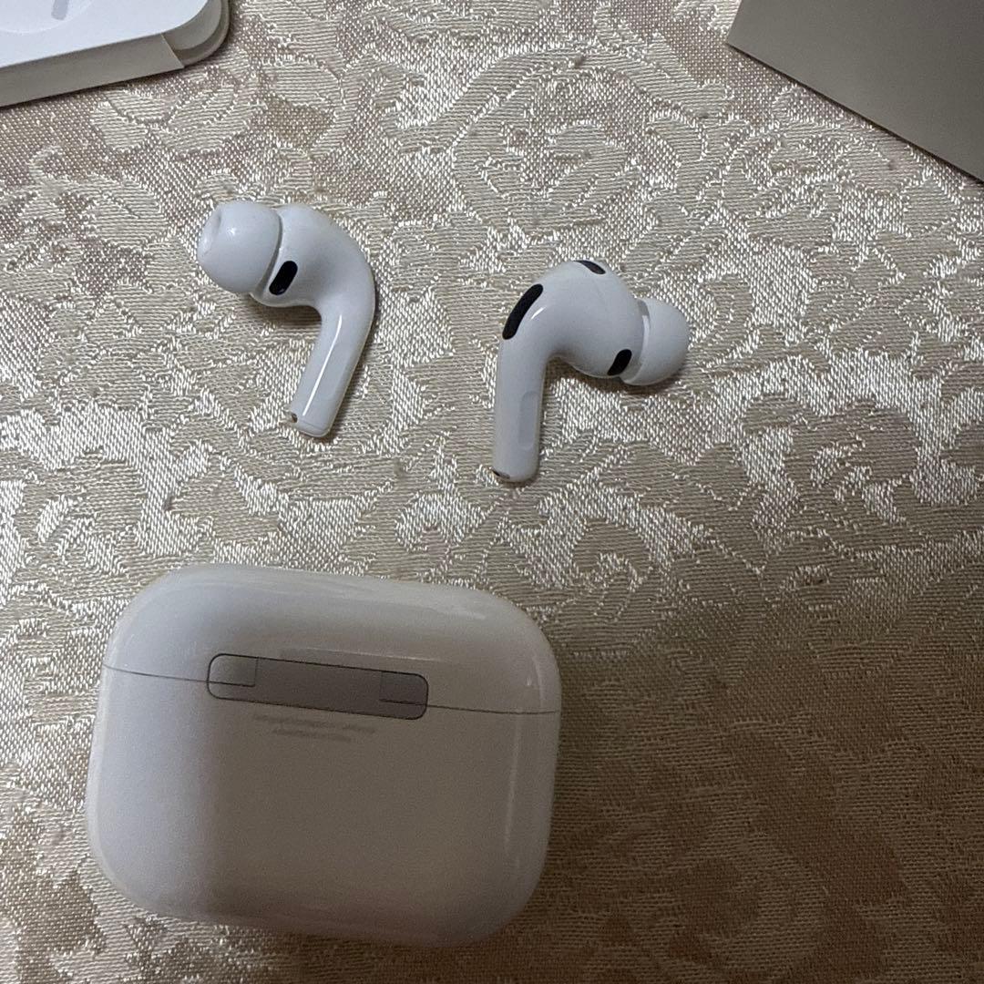 正規品　AirPods Pro3本体 レシート付き（購入日時場所）