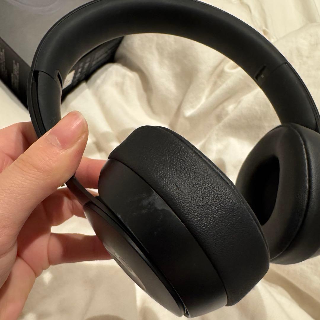 Beats Solo Pro ブルートゥース ヘッドホン ワイヤレス ブラック