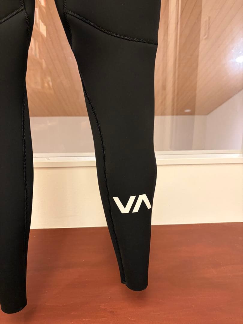 RVCA フルスーツ 4/3mm CHEST ZIP FULLSUIT