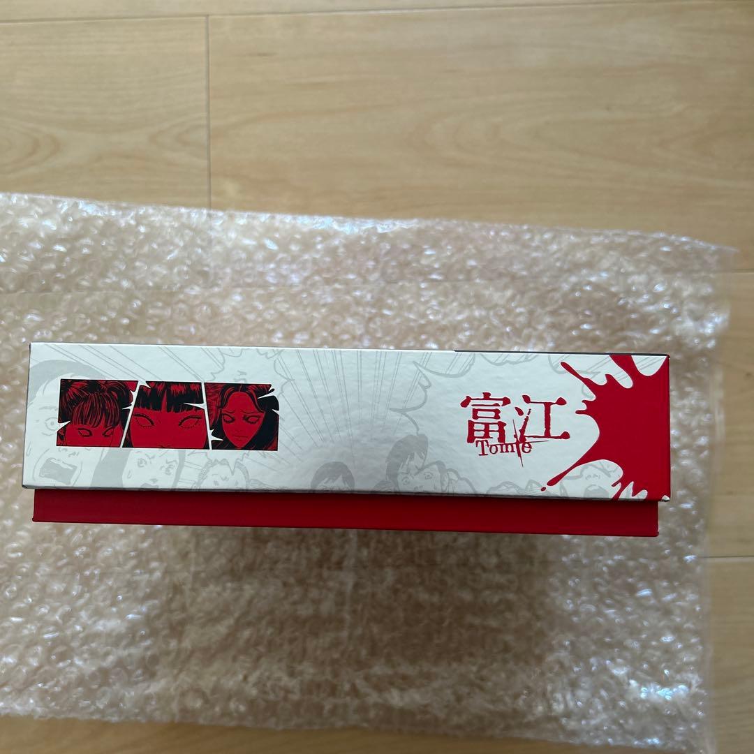 伊藤潤二　富江　コスメ　コフレ　リップ　アイライナー　マスカラ　キーホルダー