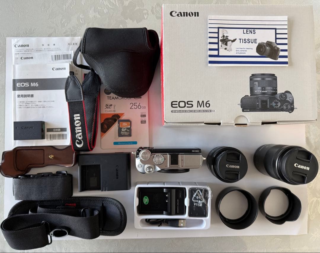 新古品：Canon EOS M6 ダブルズームレンズキット