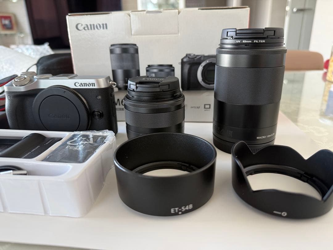 新古品：Canon EOS M6 ダブルズームレンズキット