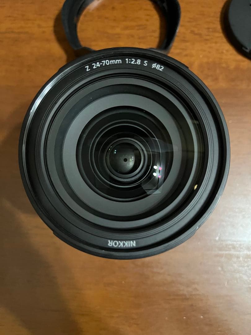 【美品】　Nikon NIKKOR Z 24-70mm f/2.8 S