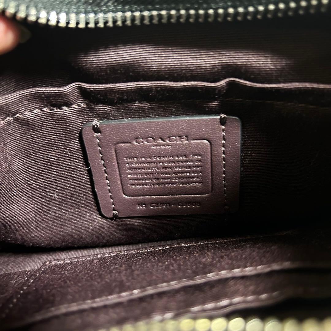 COACH テリショルダーバッグ キルティング