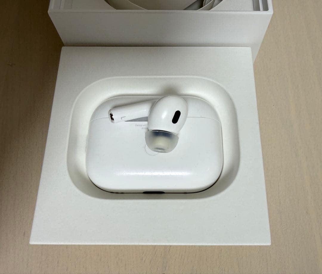 Airpods Pro 第2世代USB-C　左耳＆ケースのみ