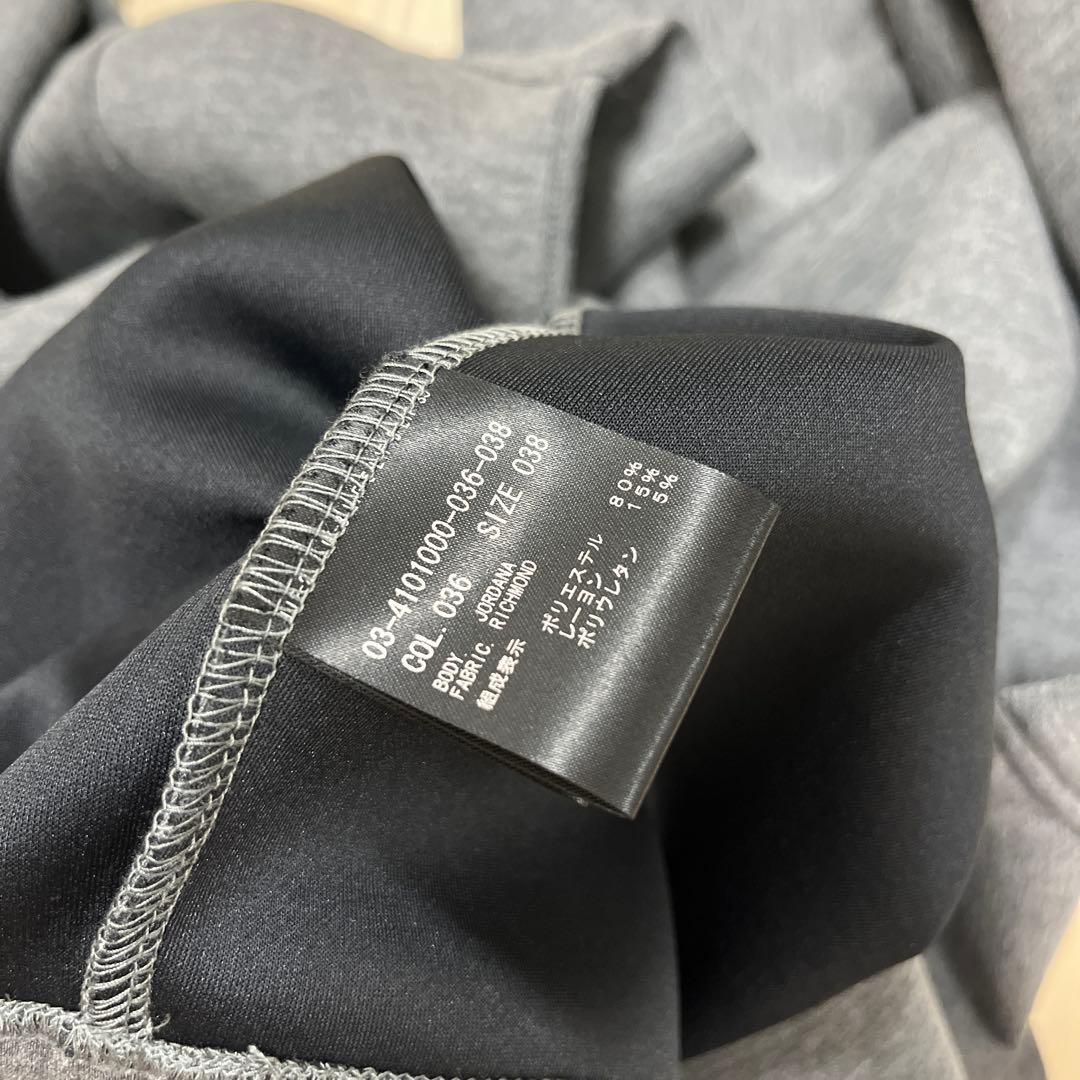 theory luxeパーカー定価3万円