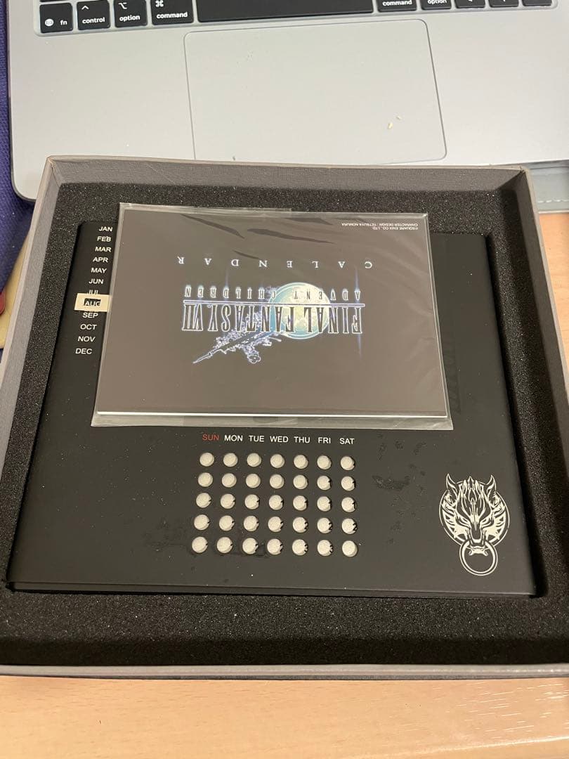 ファイナルファンタジー VII アドベントチルドレン カレンダー 2005