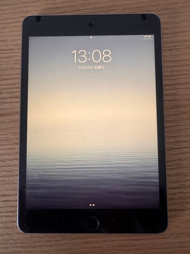 iPad mini 第4世代　128GB本体