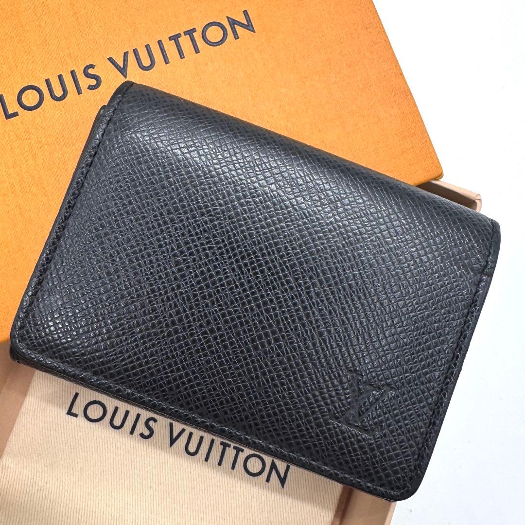 美品✨ルイヴィトン　名刺入れ　タイガ　アンヴェロップ　カルトドゥ　ヴィジット　黒