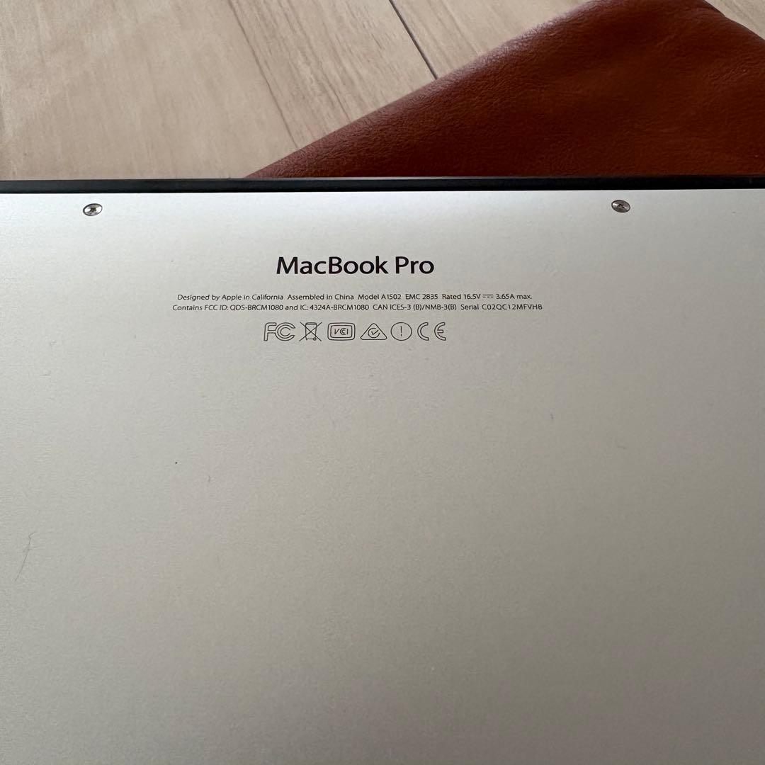 a1502 macbook pro ジャンク？　Apple ノートパソコン　本体