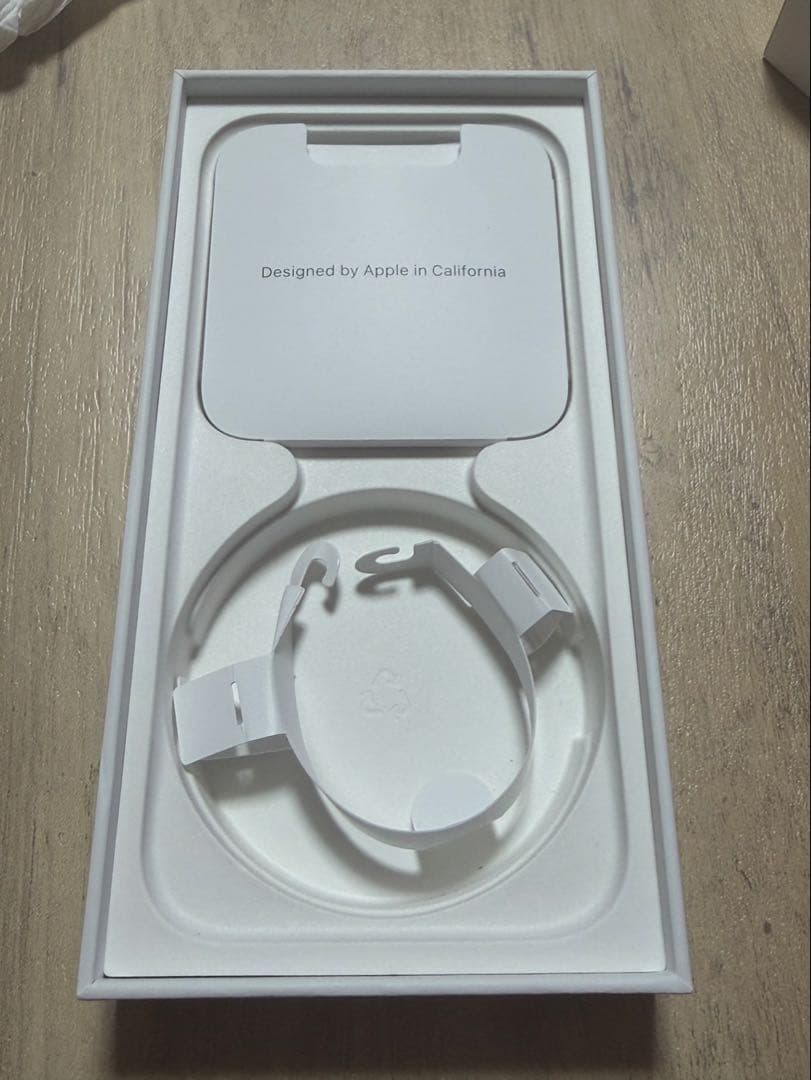 hono出品　iPhone 15 Pro 　ジャンク品