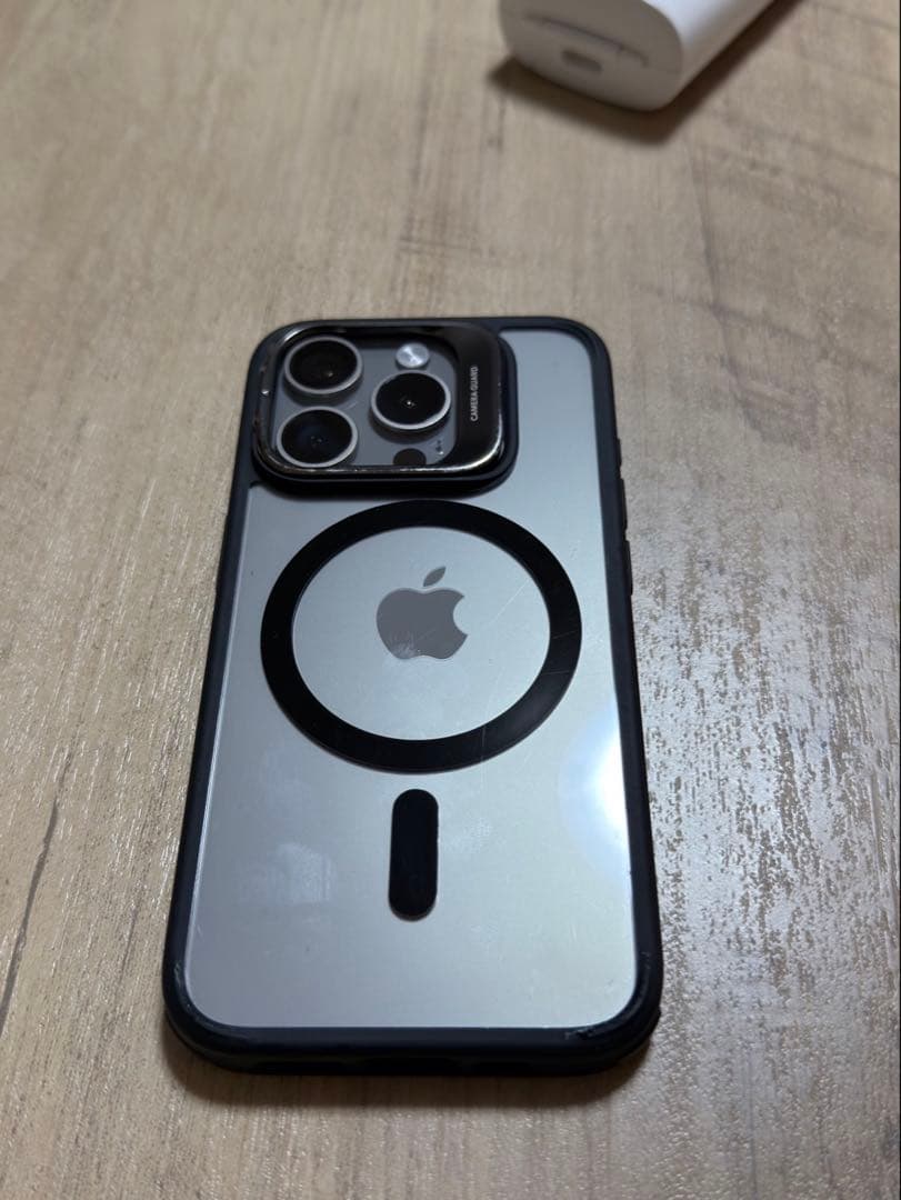 hono出品　iPhone 15 Pro 　ジャンク品