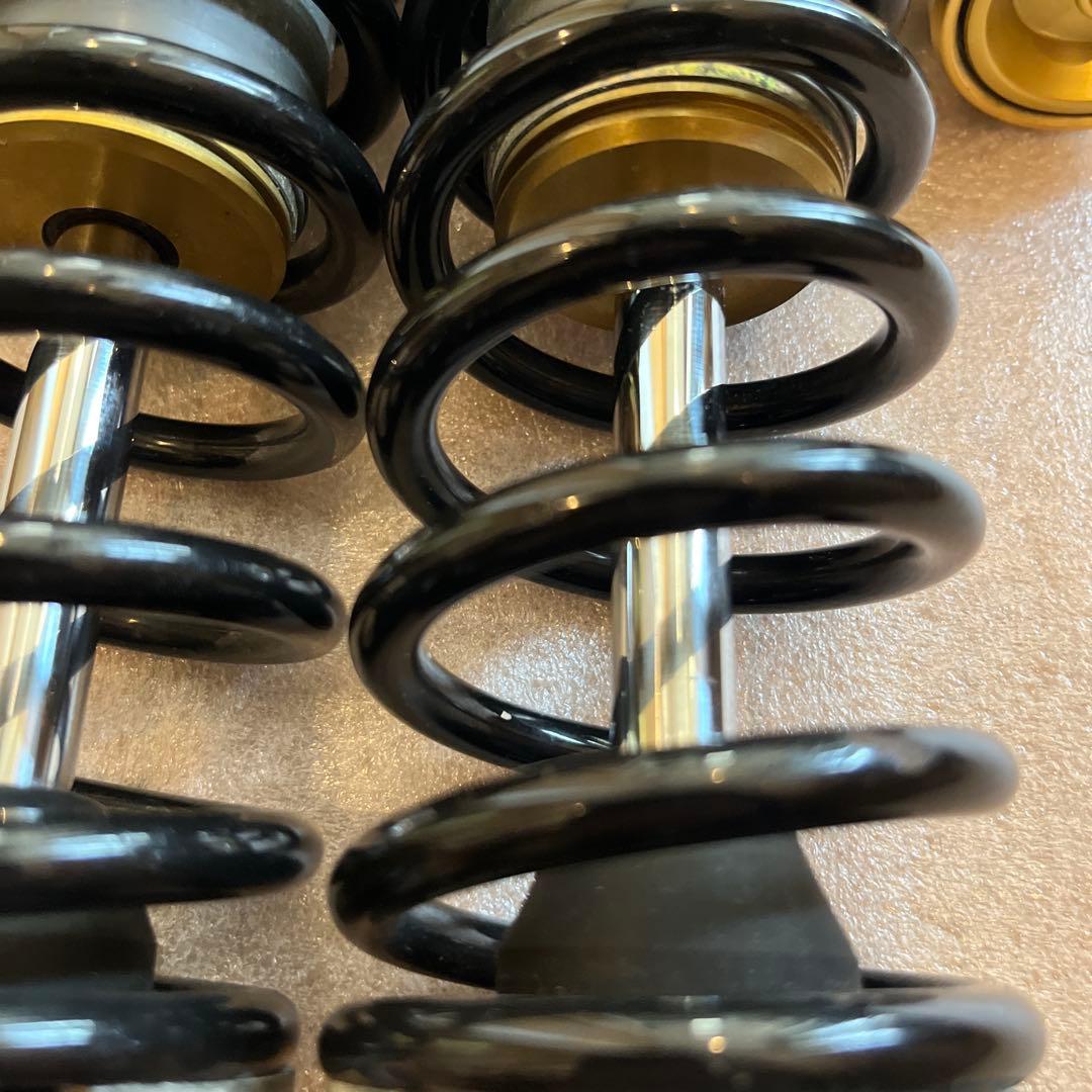 SR400 SR500 OHLINS オーリンズ リアサスYA9522