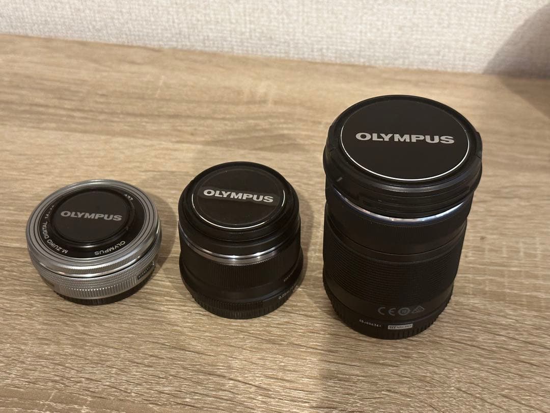 OLYMPUS OM-D EM10 Mark ⅲ レンズ×3