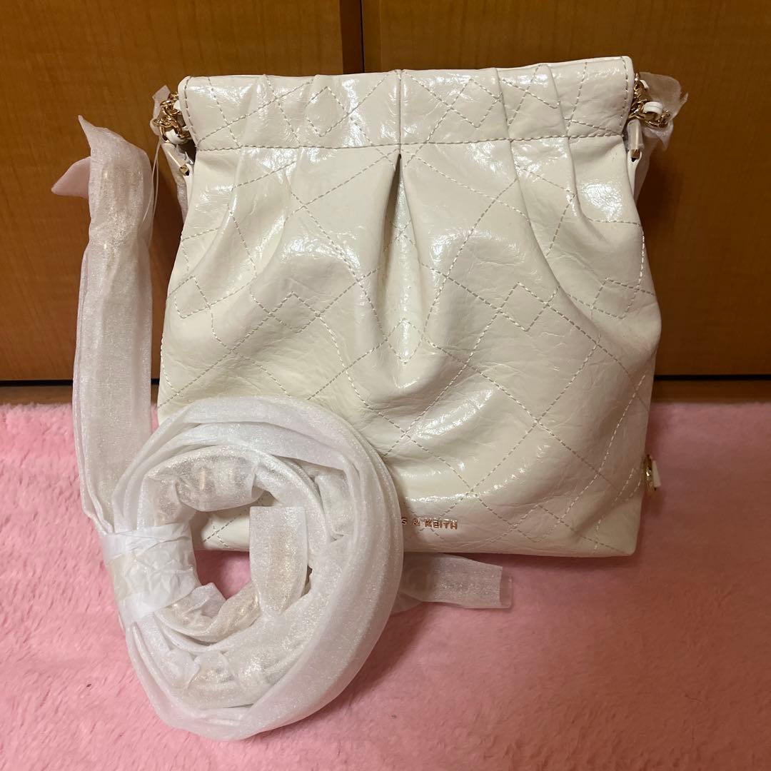バッグ CHARLES&KEITH