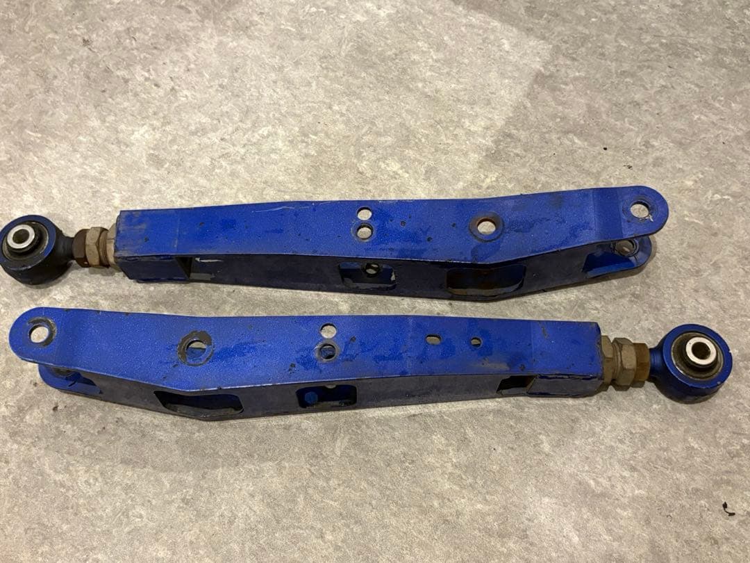 メーガン　リアロアアーム　MRC-SC-0621 GVB インプレッサなど