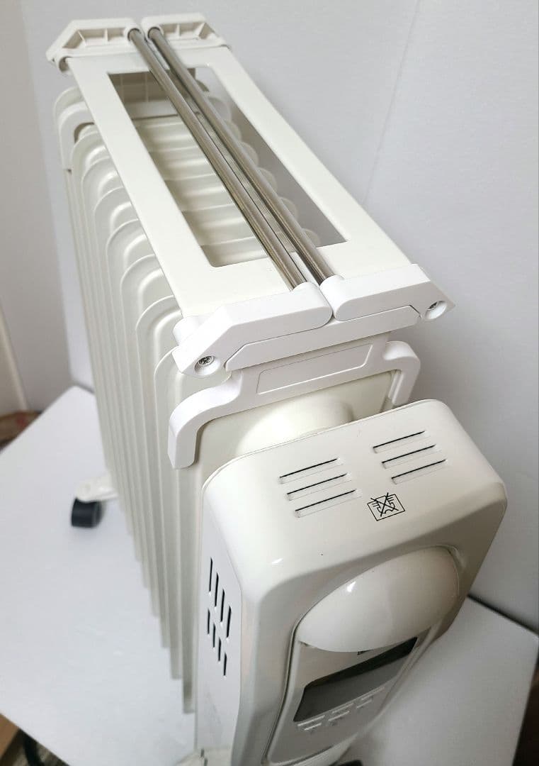 オイルヒーター DBK DRC121デジタル操作パネル付き 2020年製