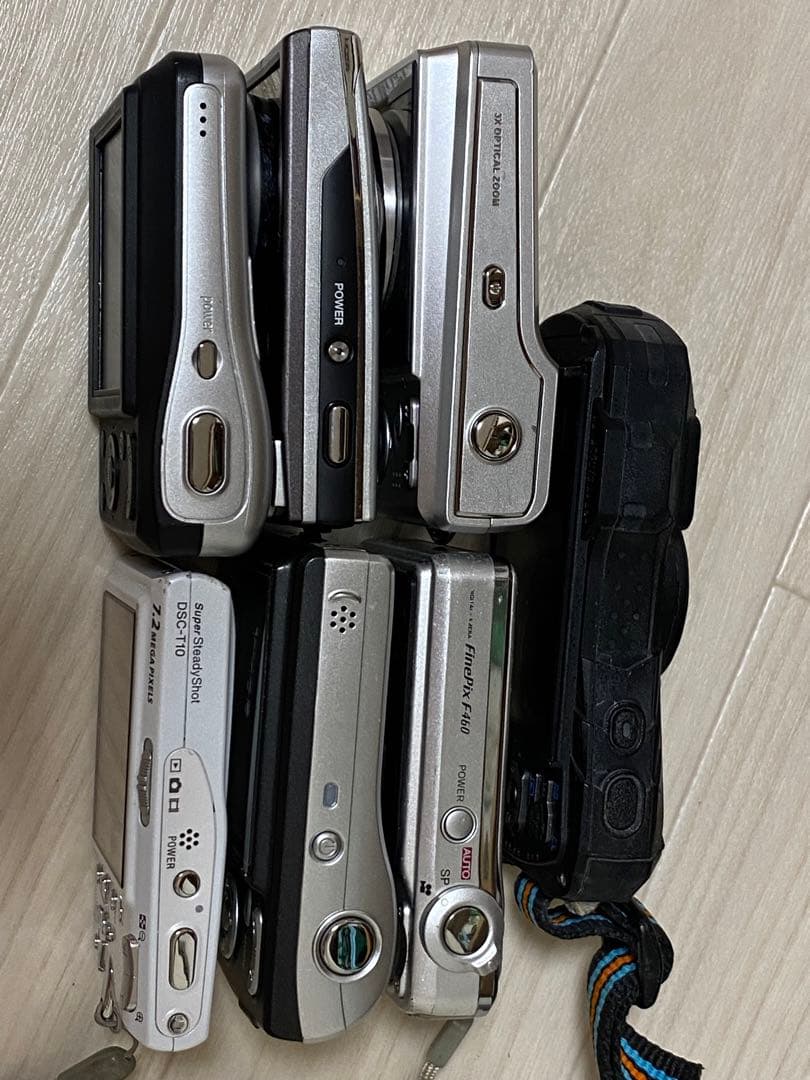 デジタルカメラ 7個