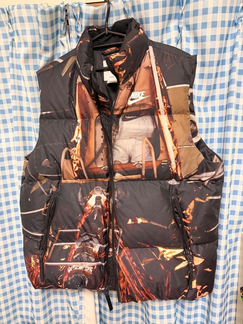 Nike カモフラージュ ダウンベスト Lサイズ