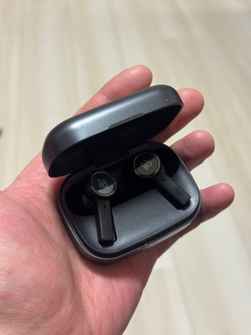 Bang & Olufsen Beoplay EX ワイヤレスイヤホン