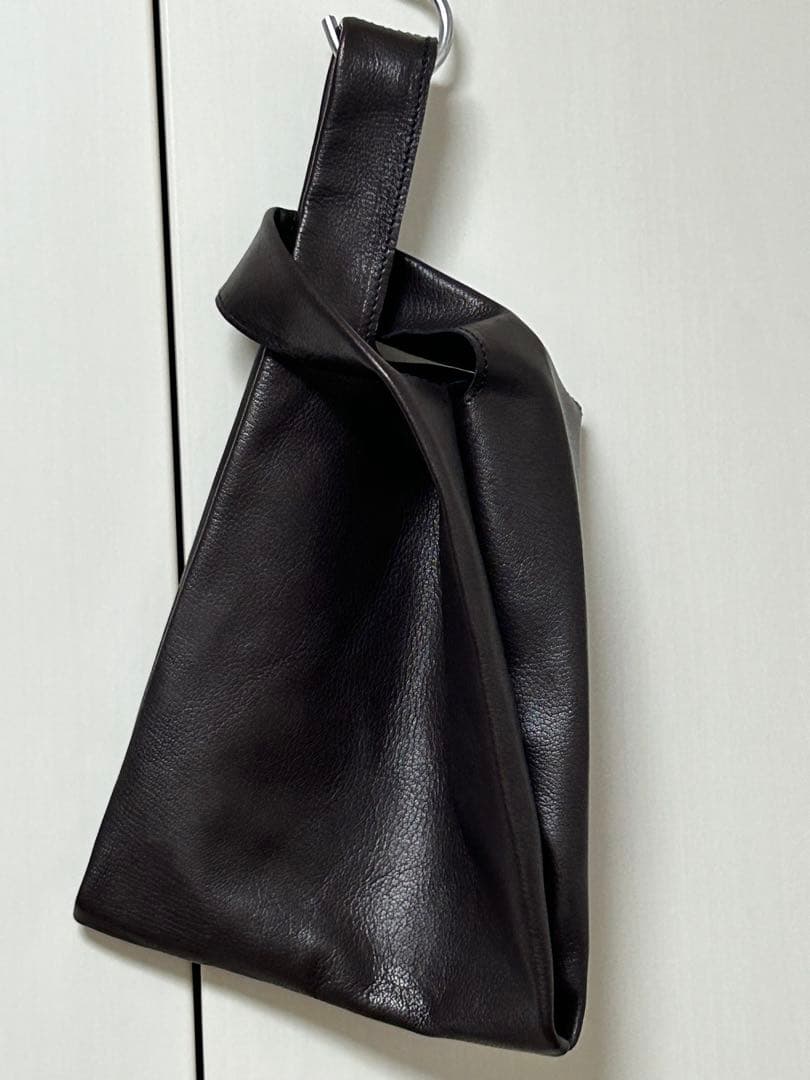 イタリア製　ゴートスキンレザーバッグ　Dresswell