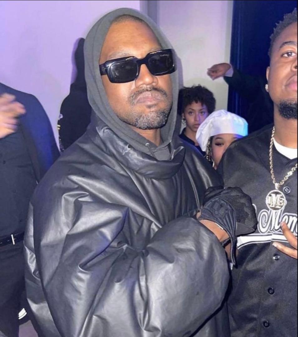 ジャケット・アウター Yeezy Gap Balenciage Mock Neck Pull Over