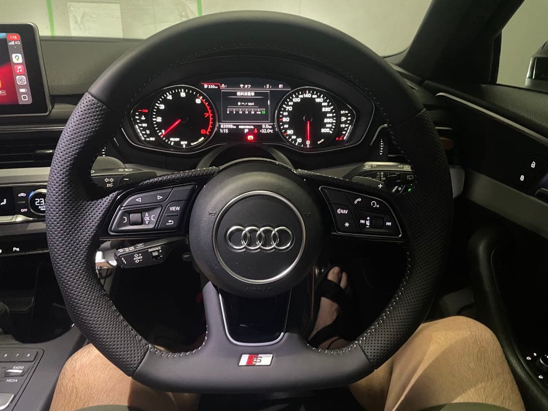 8WアウディA4Sライン用フラットボトムステアリング