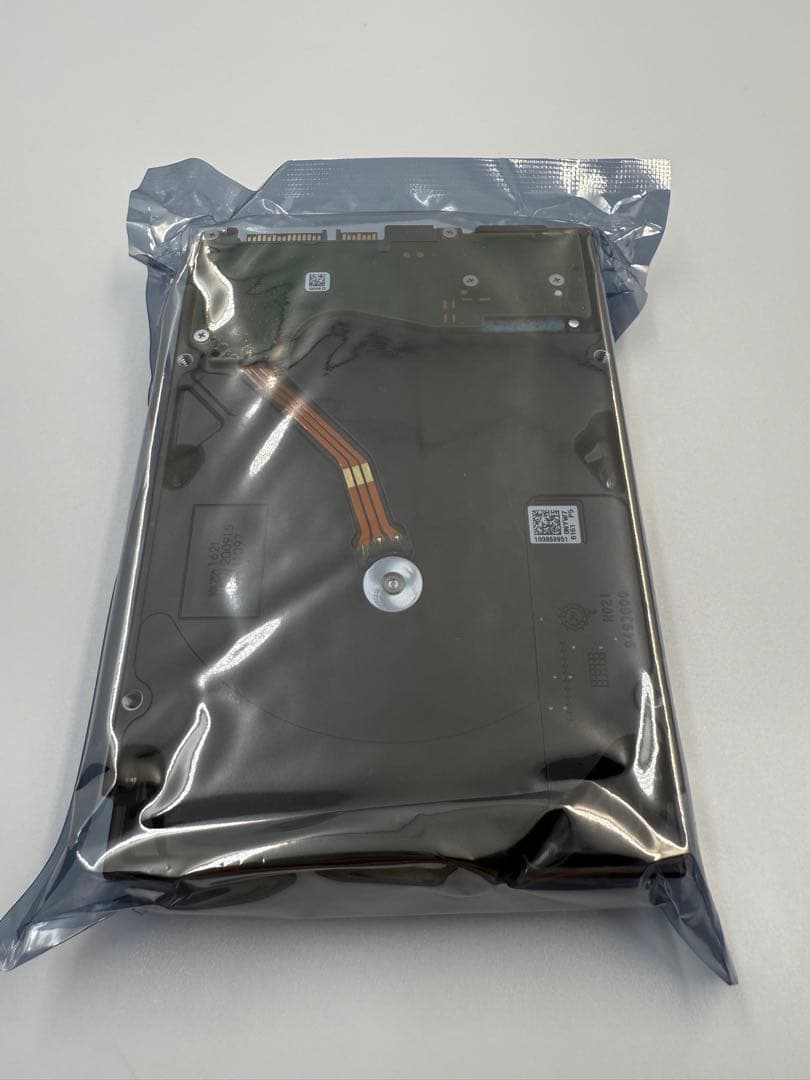 Seagate Exos X16 14TB HDD 3台