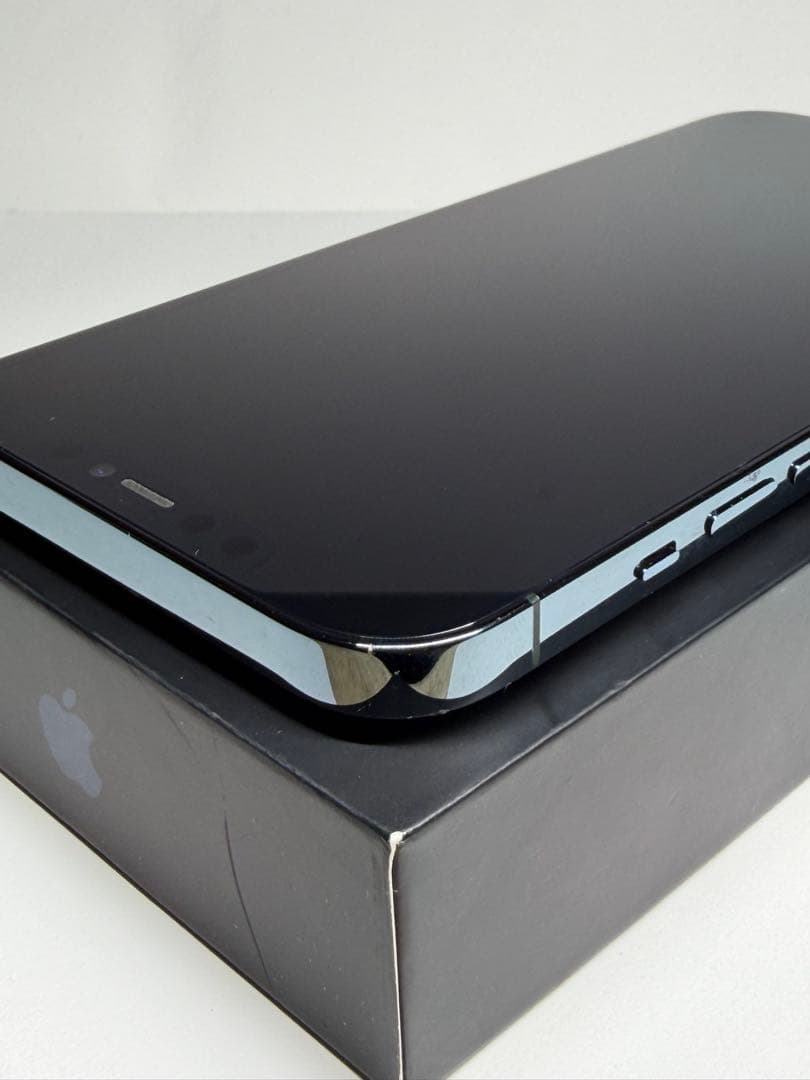 iPhone12 ProMax 12GB バッテリー新品　ケース付き