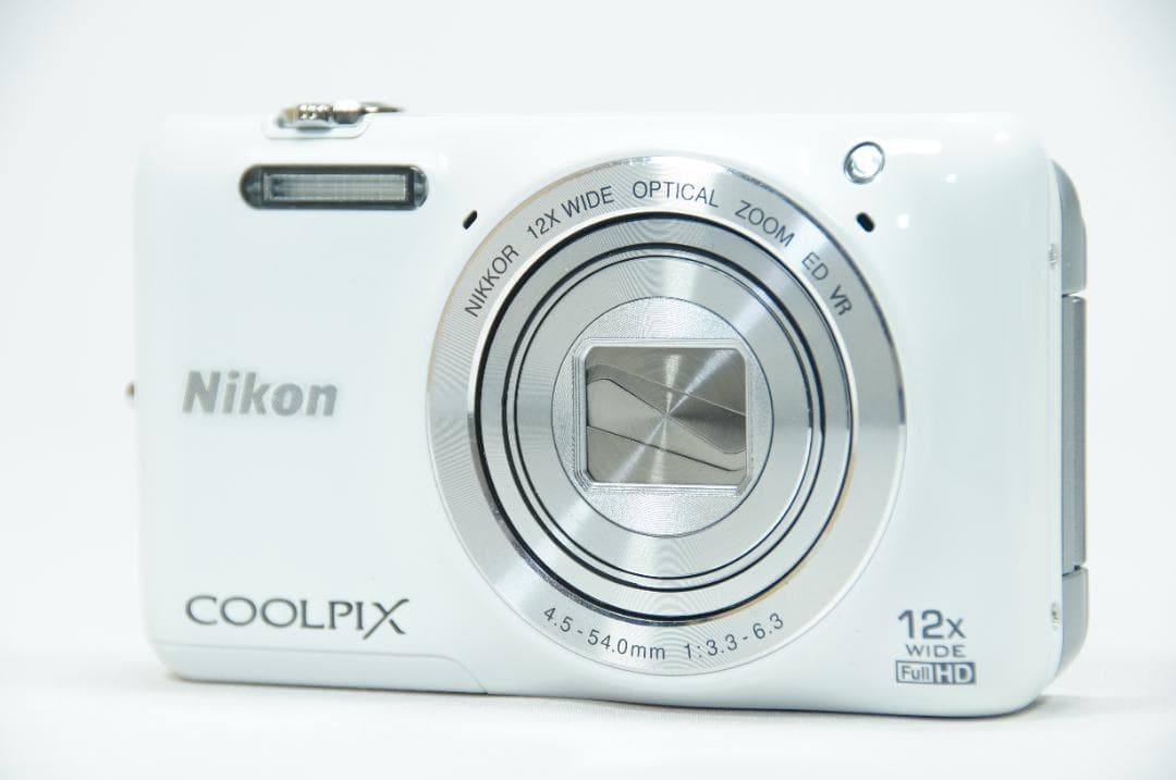 【美品／動作確認済】Nikon COOLPIX S6600 デジタルカメラ 白