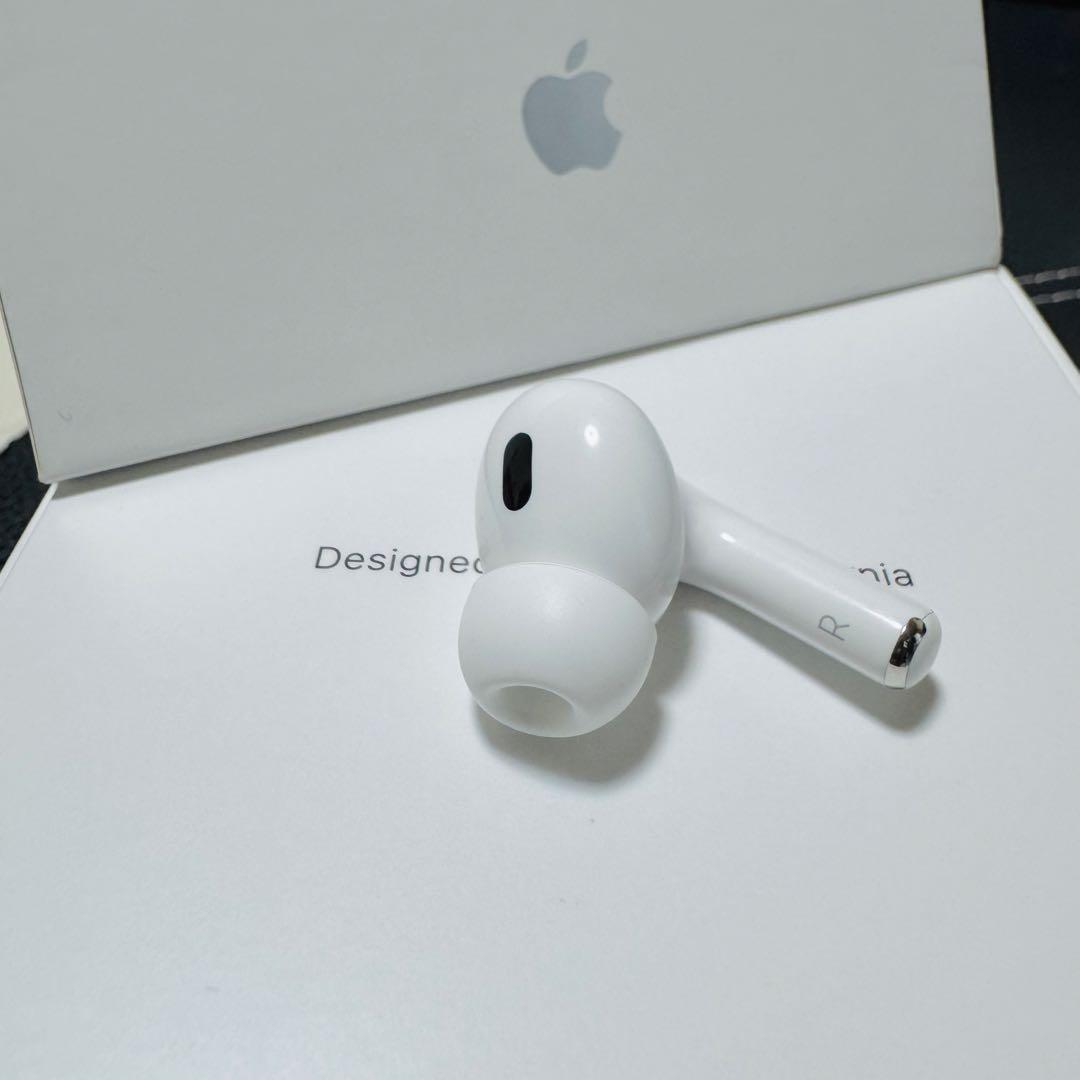 Apple AirPods Pro 第2世代 右耳のみ 67