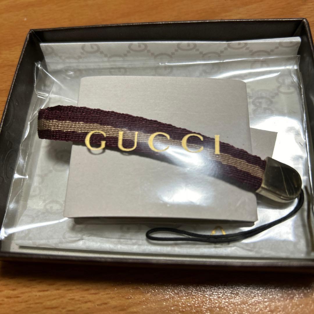 GUCCIストラップ