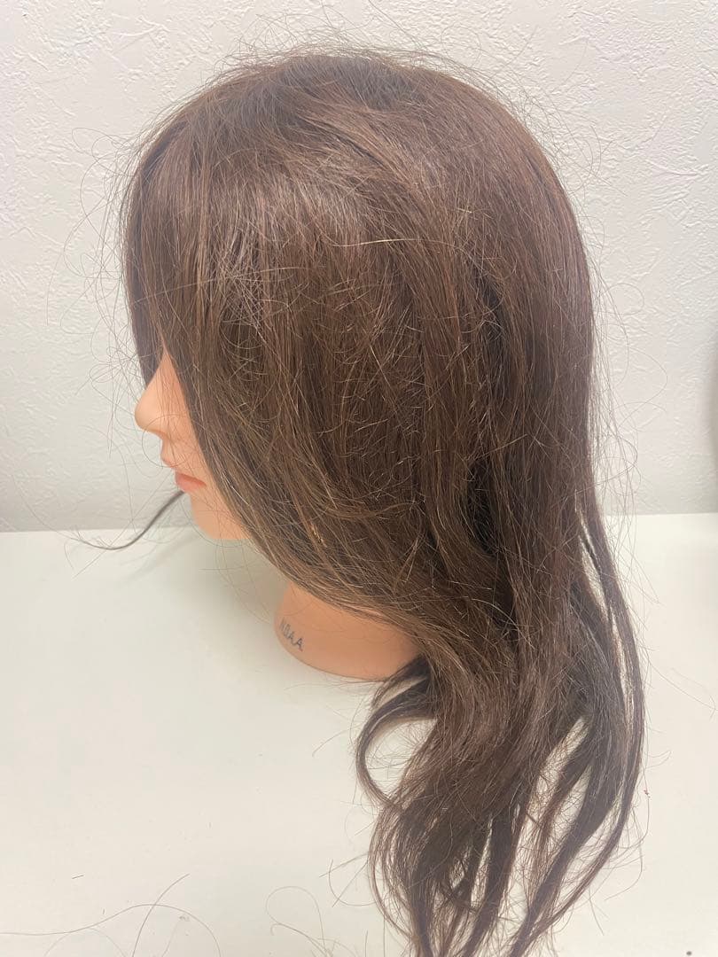 新品カット用ウィッグ4体