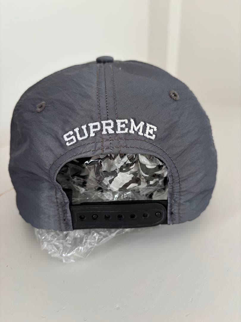 【美品】　Supreme キャップCAP グレー FREEサイズ　シュプリーム
