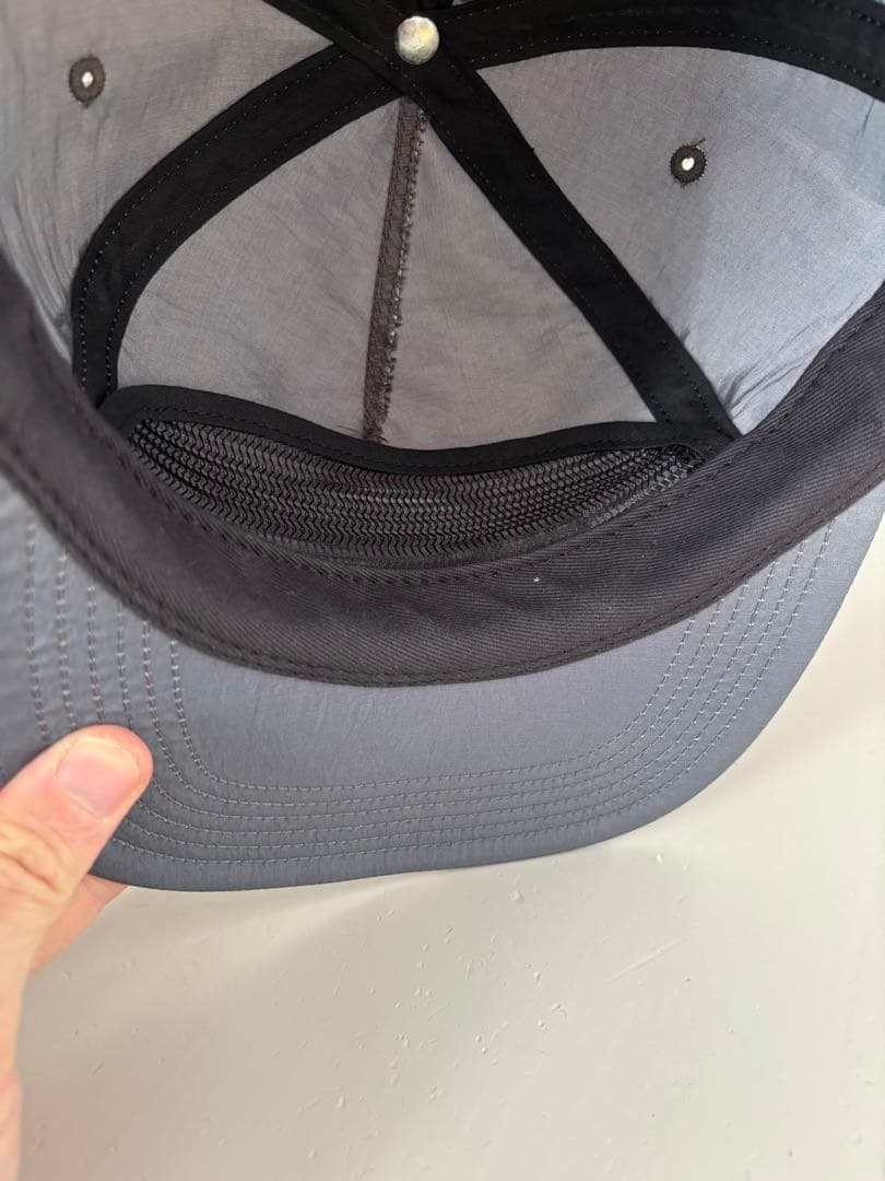 【美品】　Supreme キャップCAP グレー FREEサイズ　シュプリーム