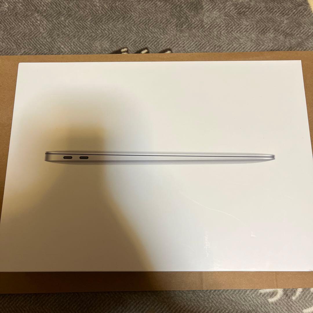 13インチmacbook air 本体　zeroshockパソコンケース付き！