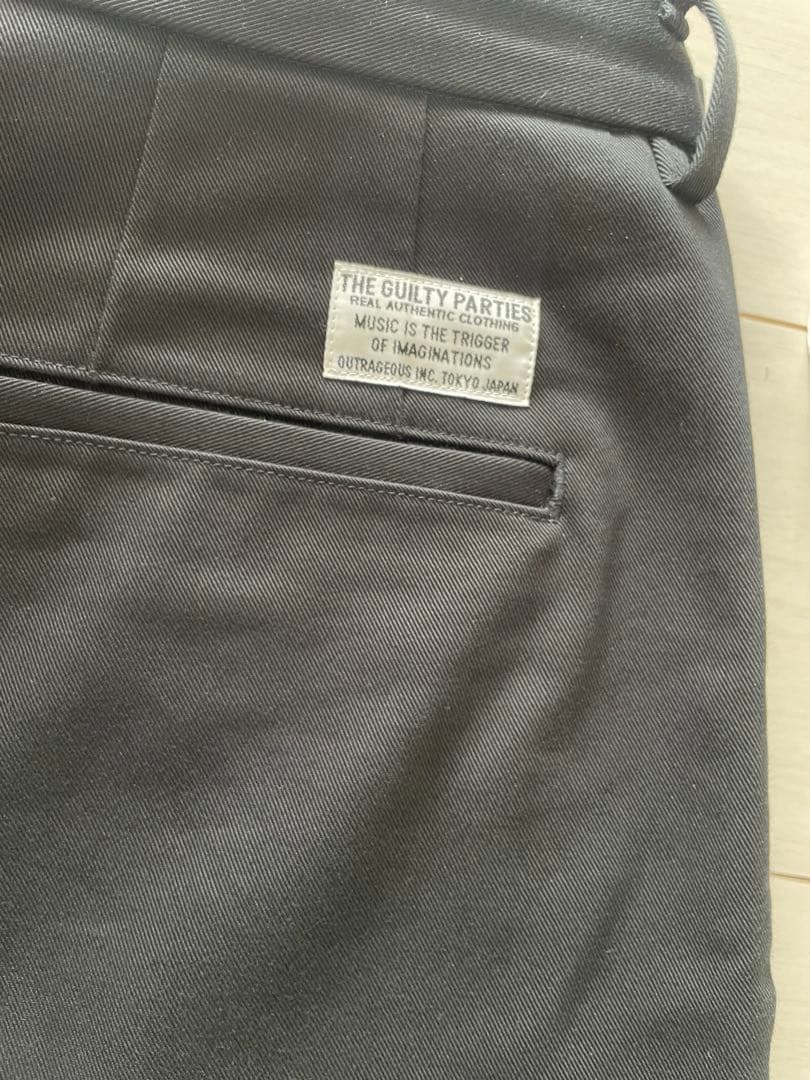 パンツ DOUBLE PLEATED CHINO TROUSERS