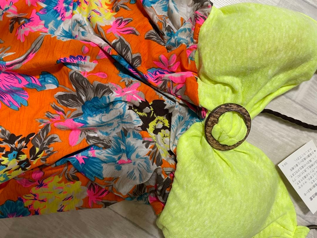 d.i.a. ダイヤ　希少　ギリギリ最終値下げ　花柄　背中開き