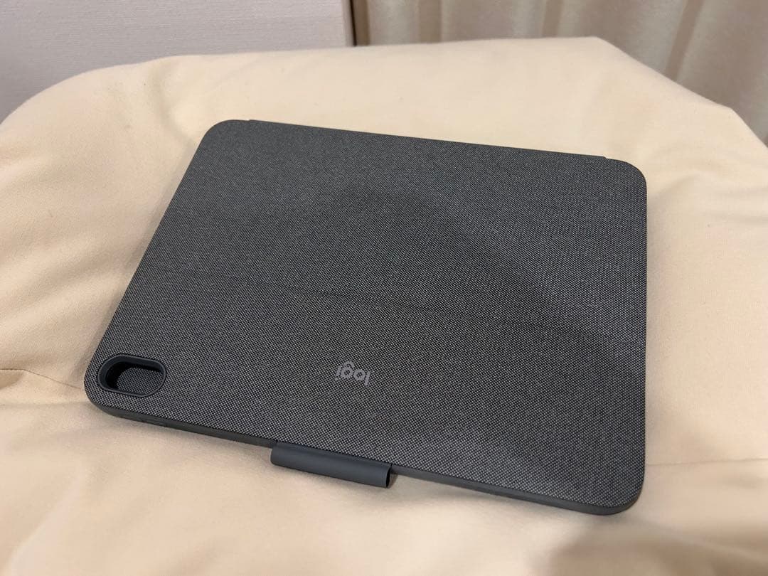 Logicool Combo Touch iPad 第10世代キーボード付ケース