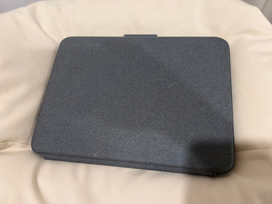 Logicool Combo Touch iPad 第10世代キーボード付ケース
