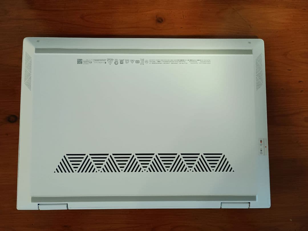 HP ENVY x360 13インチ Ryzen5/8GB/SSD512GB