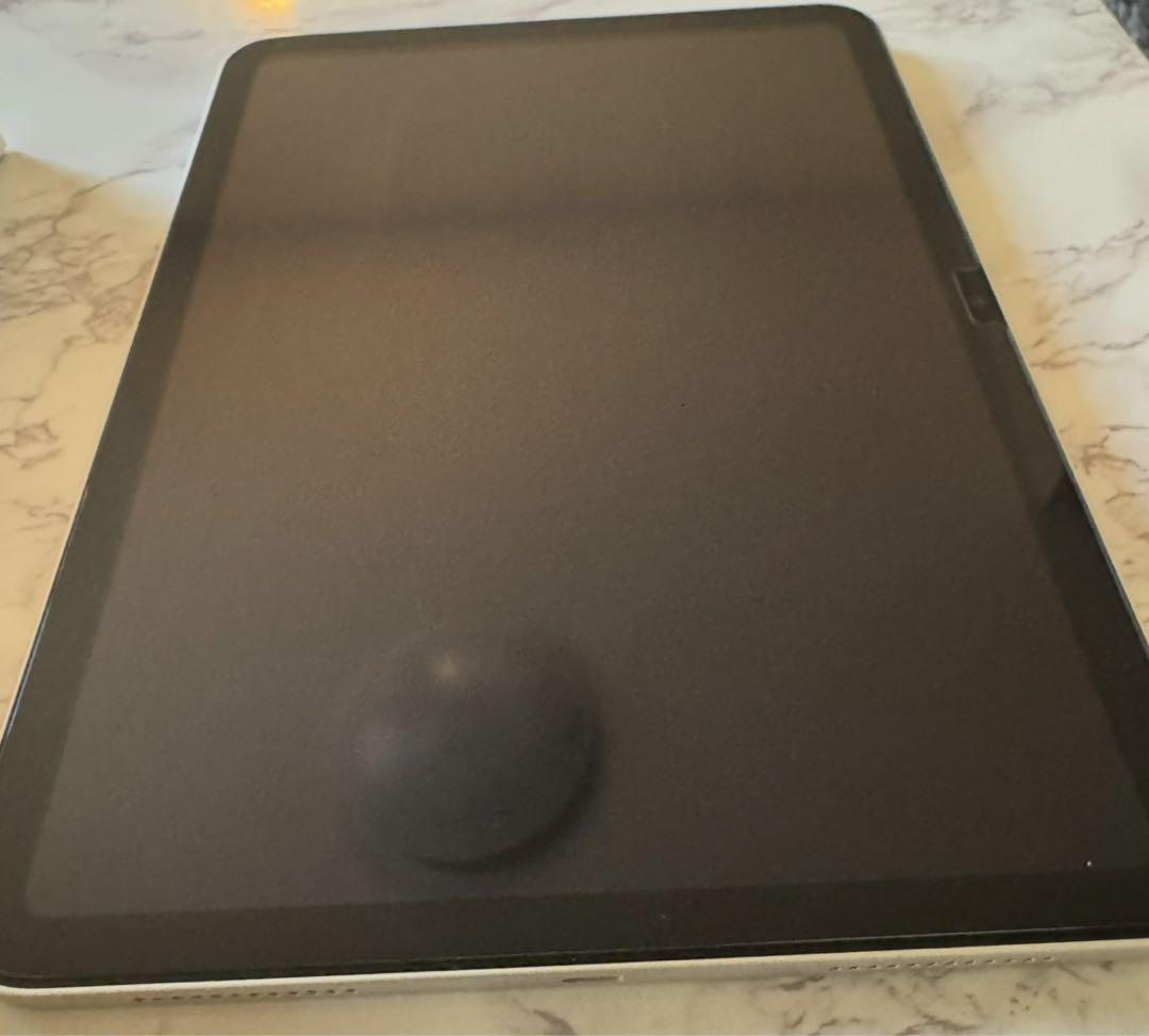 Apple iPad シルバー 本体 充電器付き