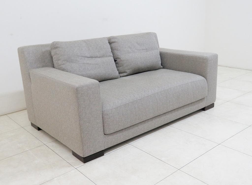 yt様■高級■HUKLA フクラ レジオ 2人掛けソファ 458,700円