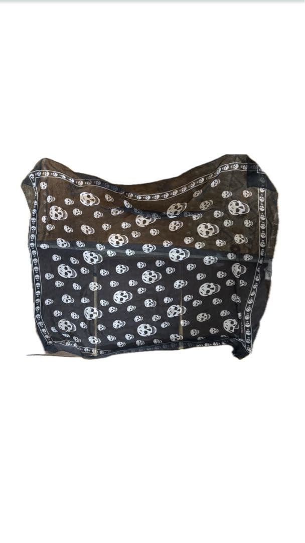 Alexander McQueen スカル柄ストール　ブラック