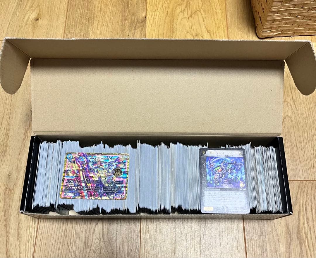 【デュエマ 引退品 最安値】デッキ スリーブ プレイマット付き