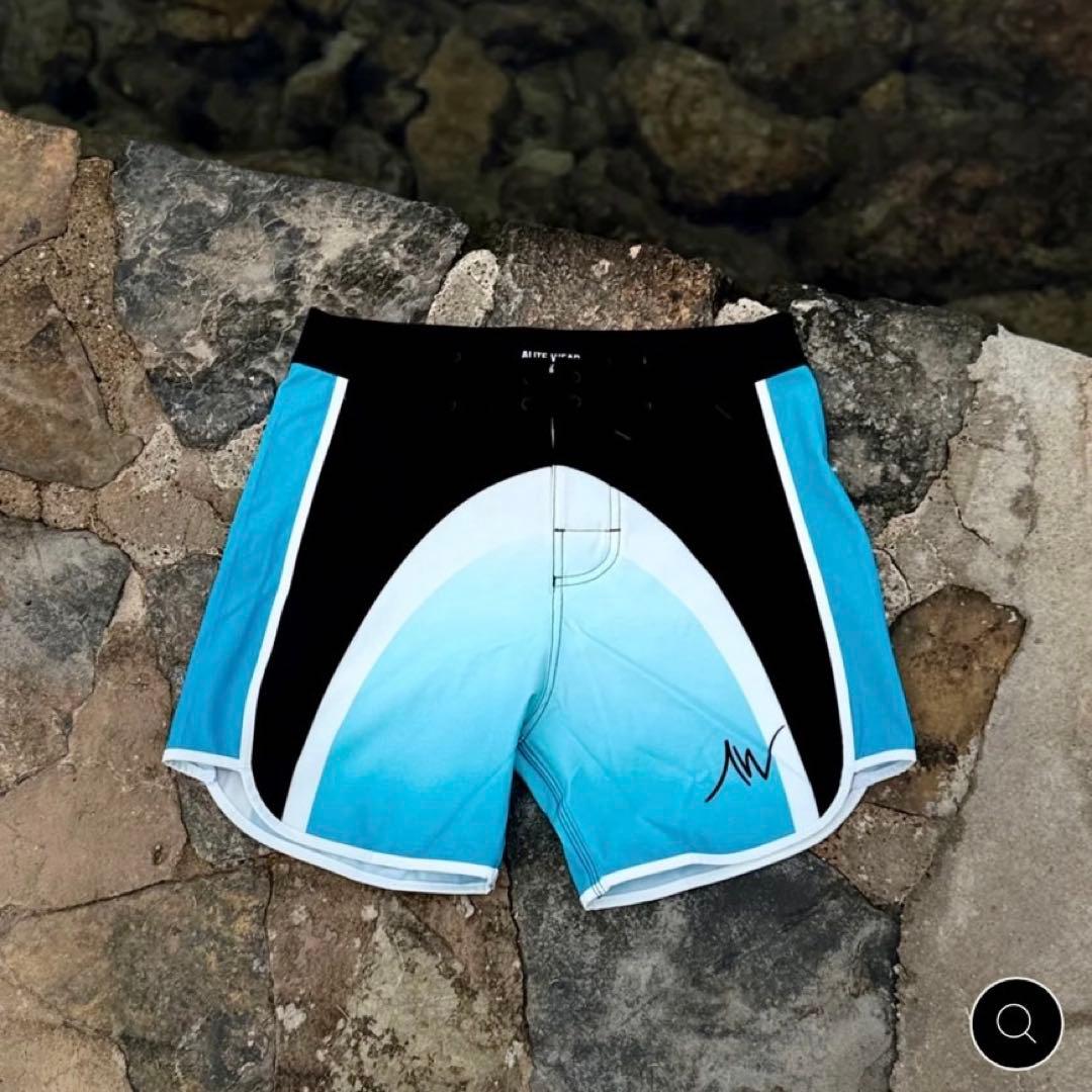 【美品】メンズ　水着サーフショーツ フィジーク大会高級ウェア！