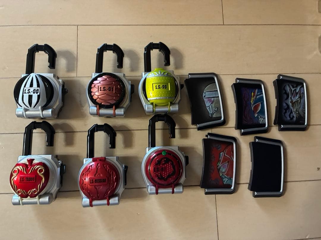 CSMロックシード　バロンセット・ユグドラシルセットまとめ売り