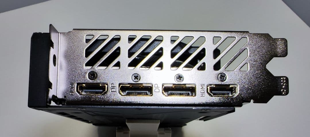 グラフィックボード・グラボ・ビデオカード GeForce RTX 4060Ti 16GB GIGABYTE NVIDIA