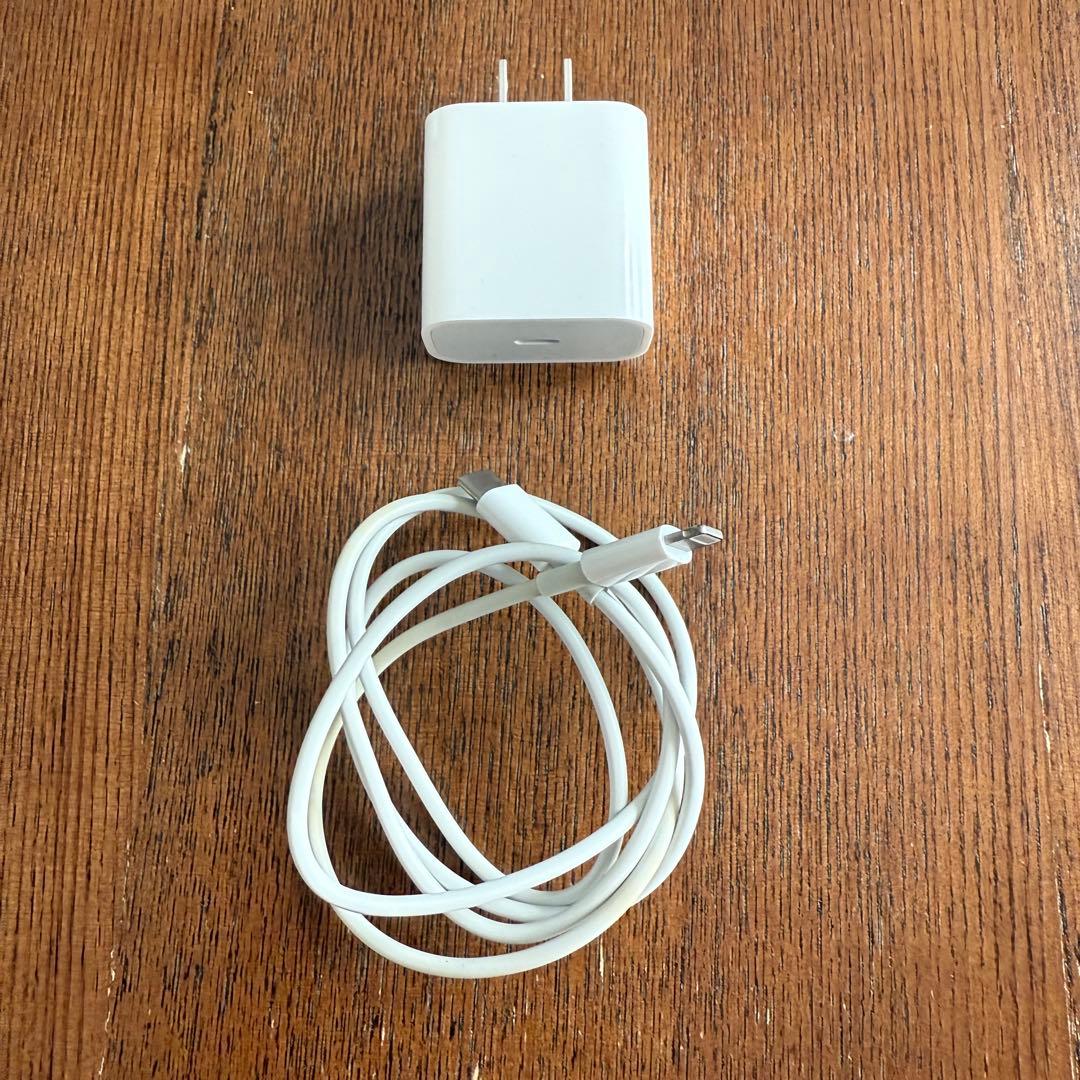 【中古美品】iPhone 11 Pro 256GB ゴールド 本体